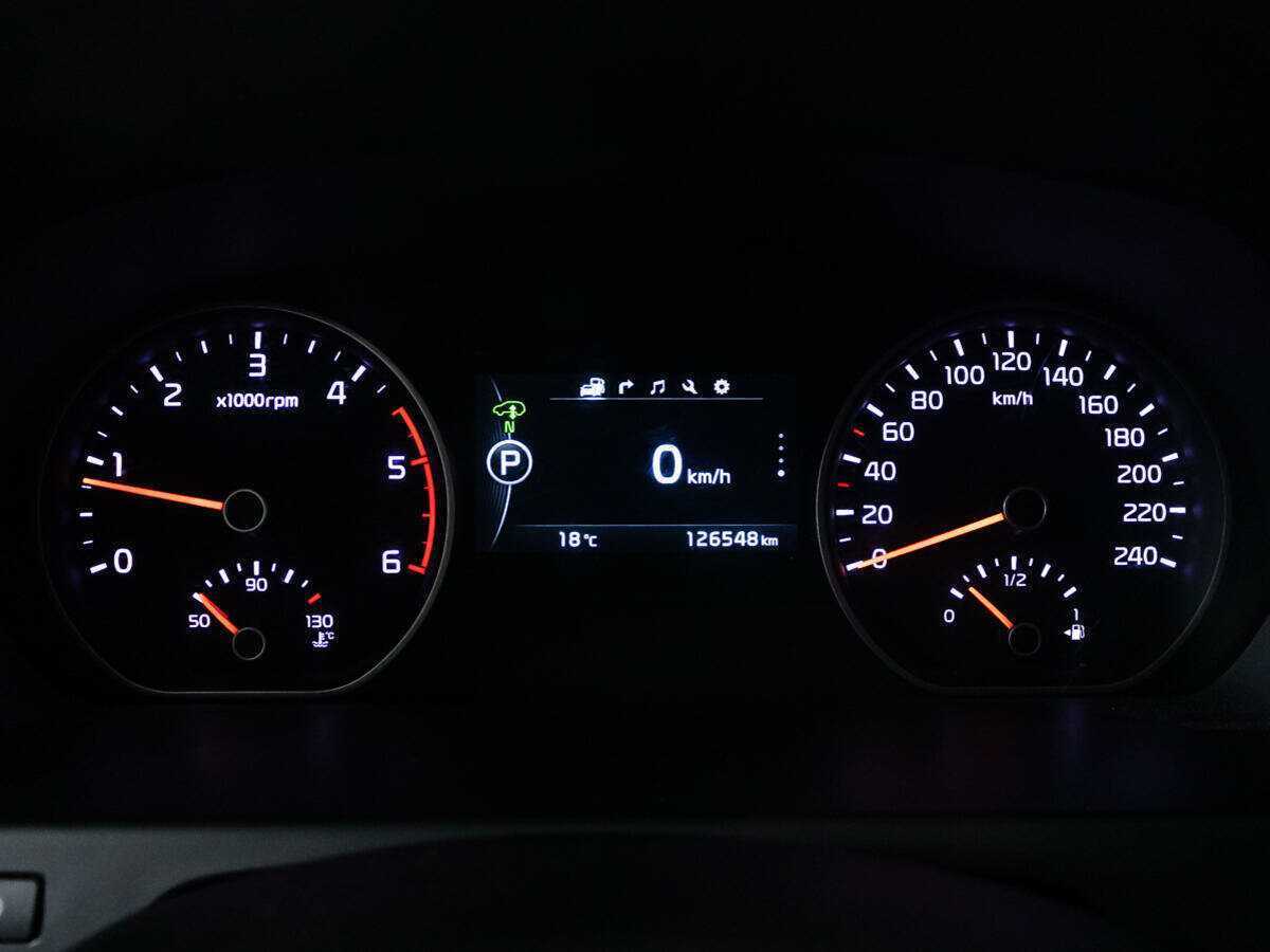 Kia Mohave с пробегом — 2018 год. Фото: #11