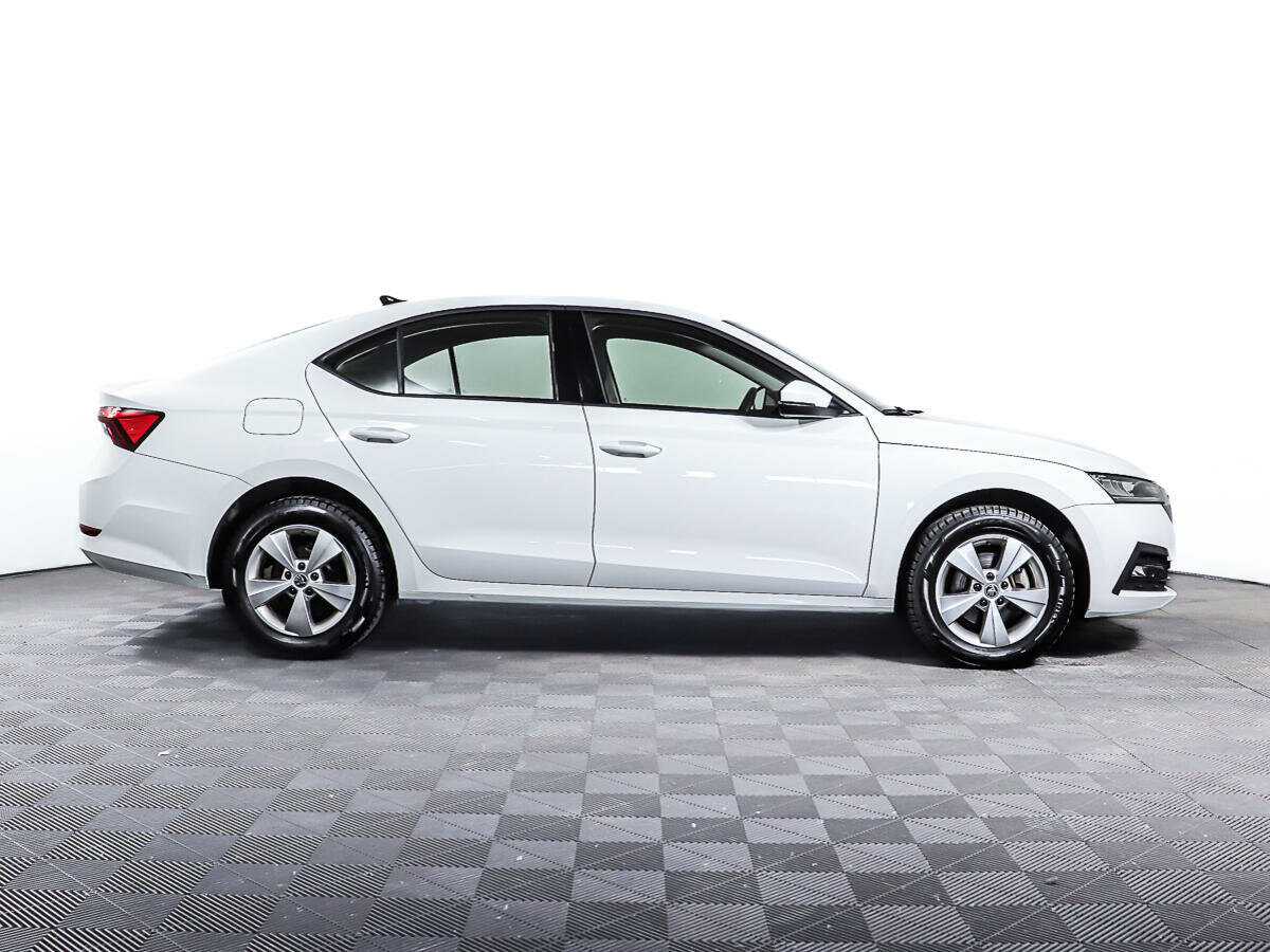 Skoda Octavia с пробегом — 2021 год. Фото: #2