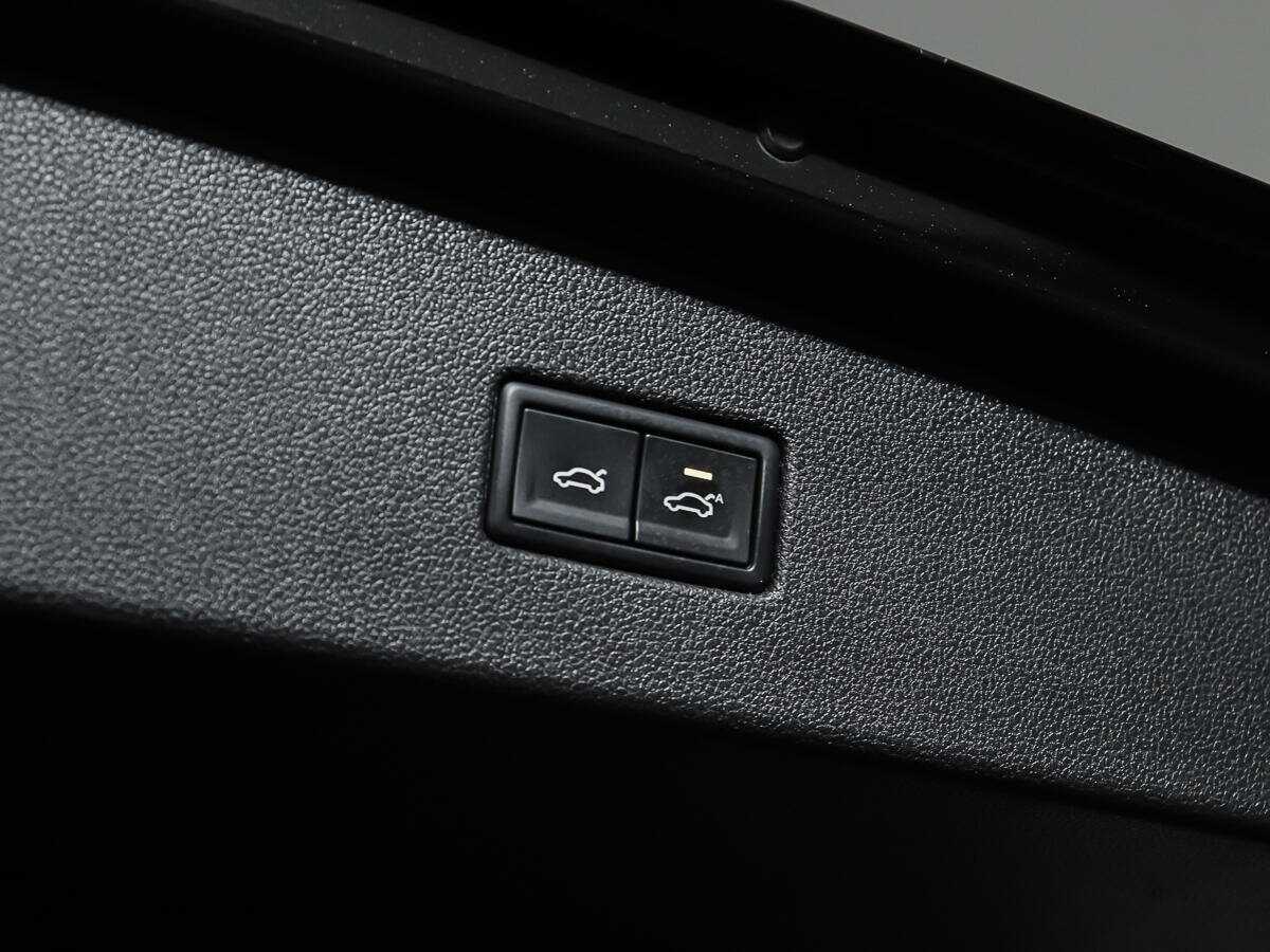 Volkswagen Tiguan с пробегом — 2018 год. Фото: #19