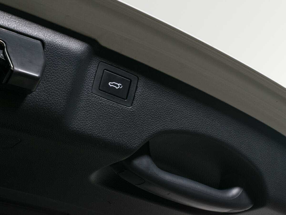 Hyundai Santa Fe с пробегом — 2014 год. Фото: #7