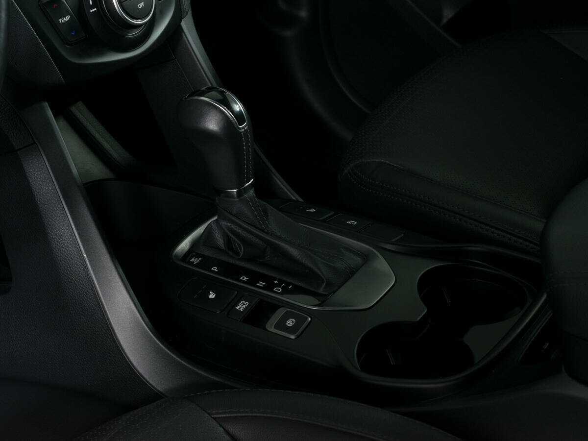 Hyundai Santa Fe с пробегом — 2014 год. Фото: #15