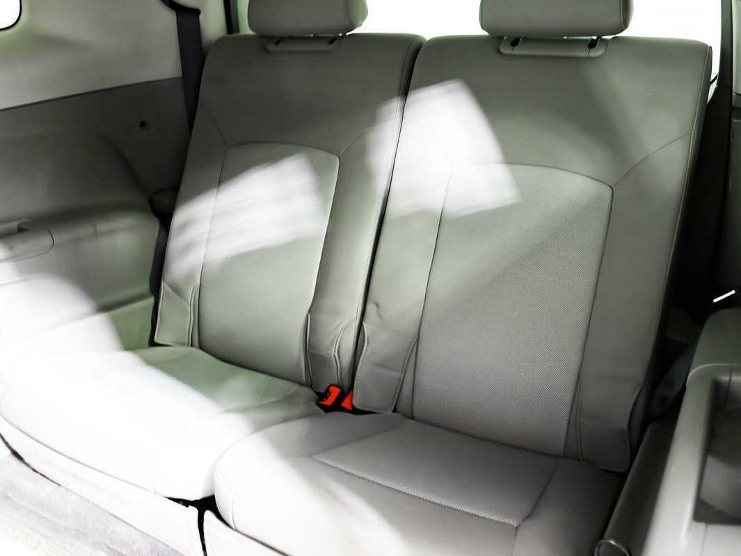 Chevrolet Orlando с пробегом — 2013 год. Фото: #13