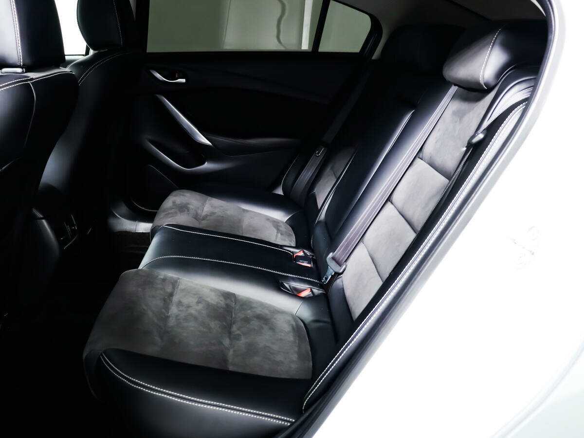 Mazda 6 с пробегом — 2017 год. Фото: #11