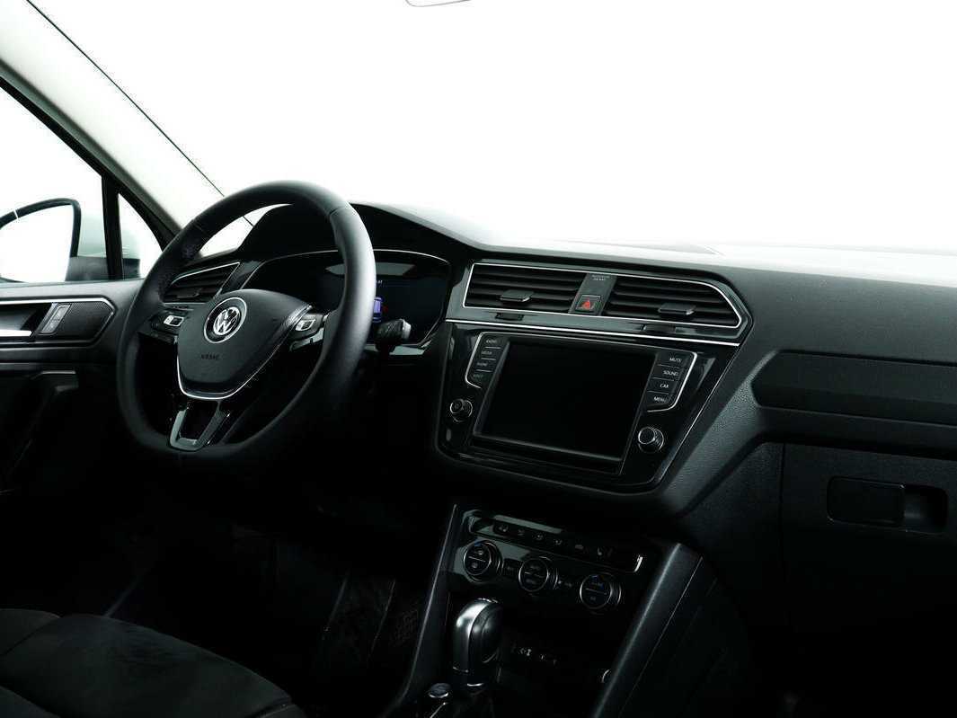 Volkswagen Tiguan с пробегом — 2017 год. Фото: #8