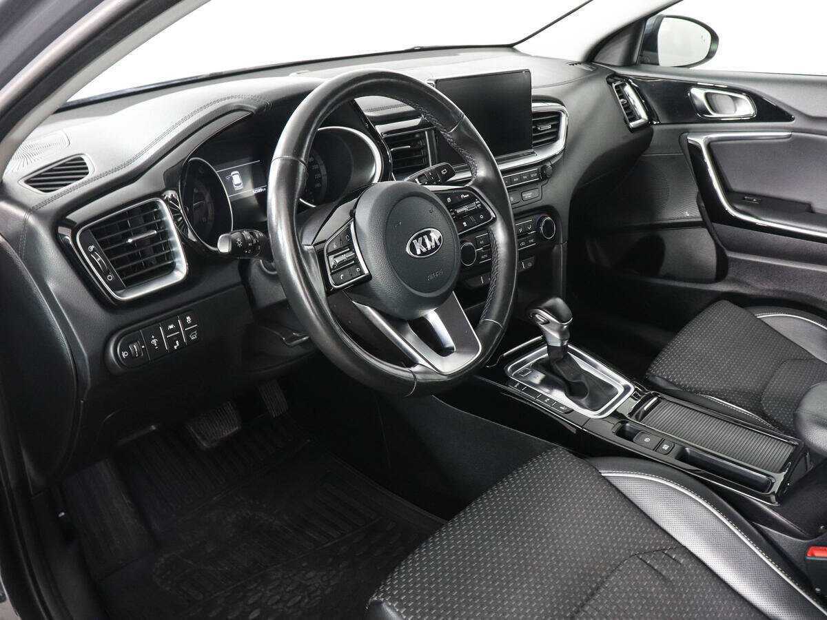 Kia Ceed с пробегом — 2018 год. Фото: #8
