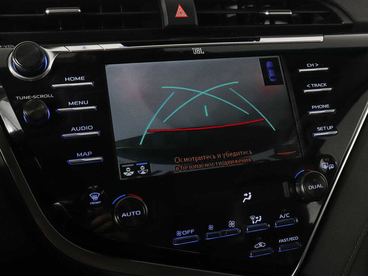 Toyota Camry с пробегом — 2020 год. Фото: #14