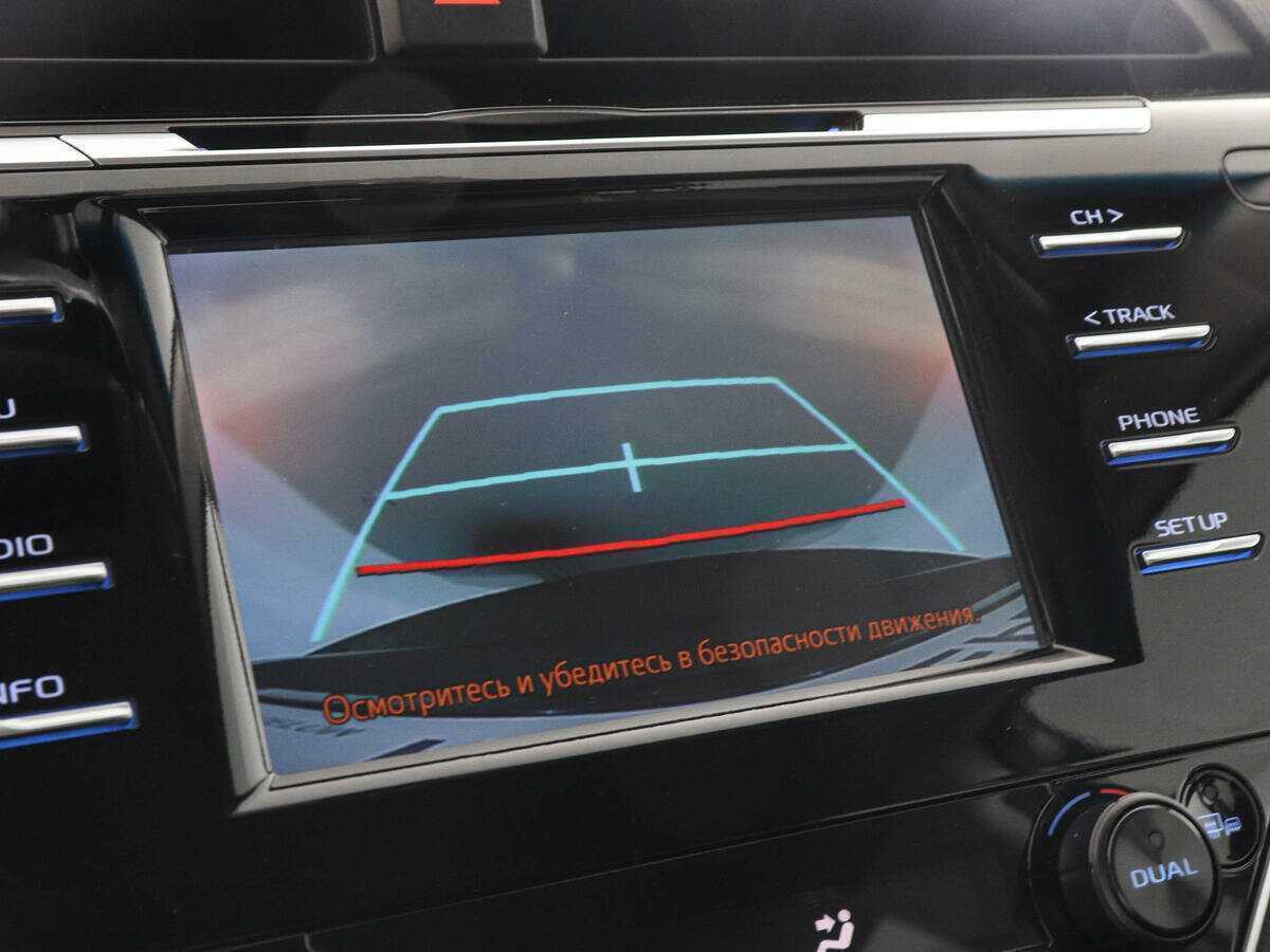 Toyota Camry с пробегом — 2018 год. Фото: #12