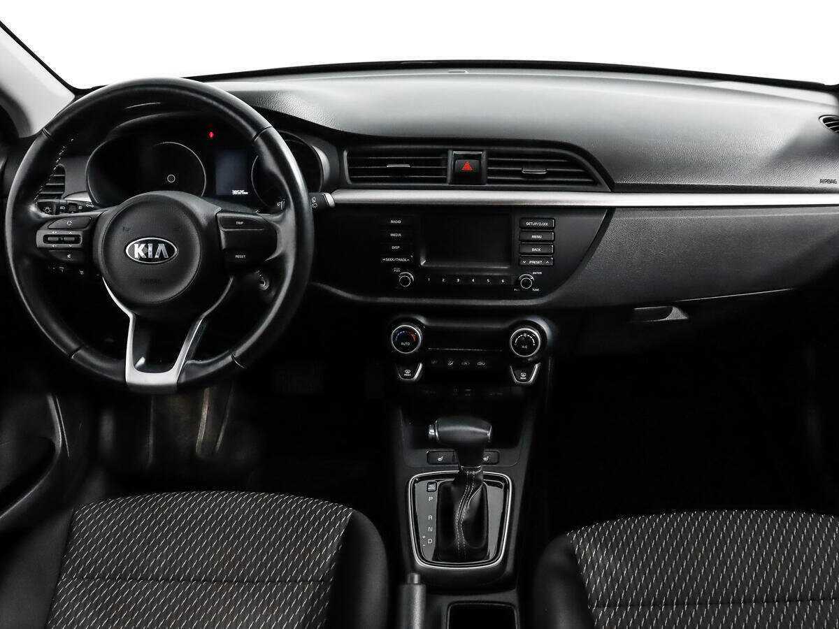 Kia Rio с пробегом — 2018 год. Фото: #11
