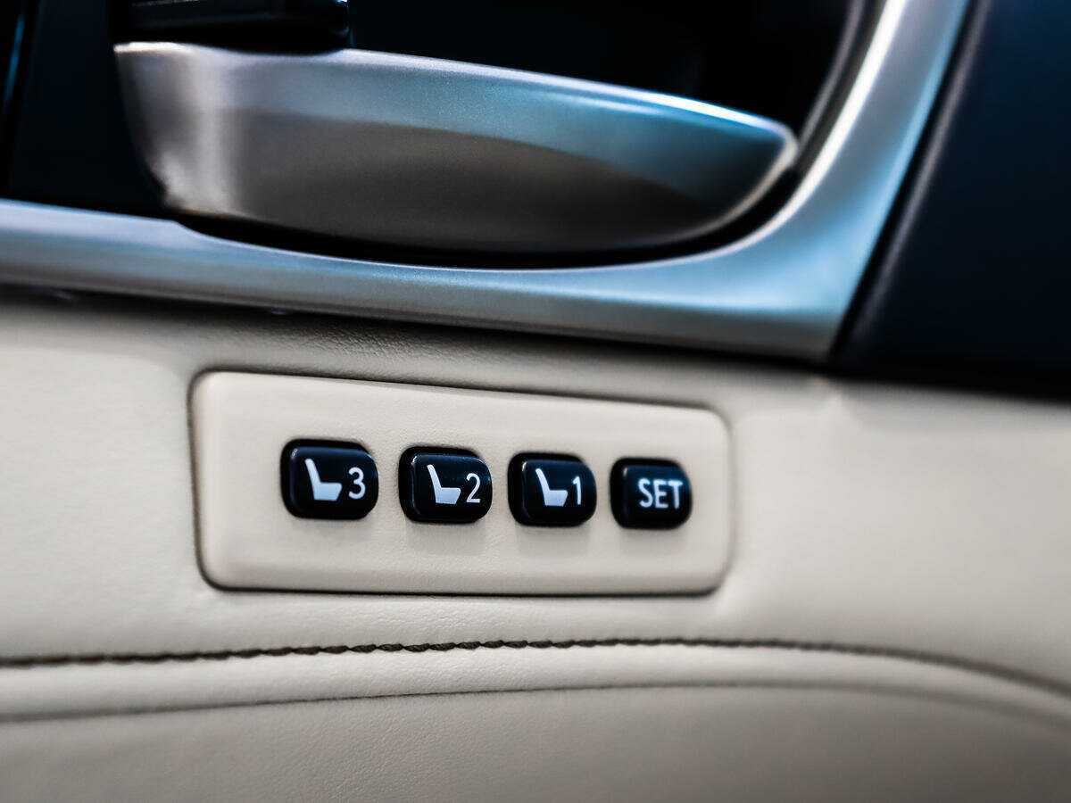 Lexus GS с пробегом — 2014 год. Фото: #8