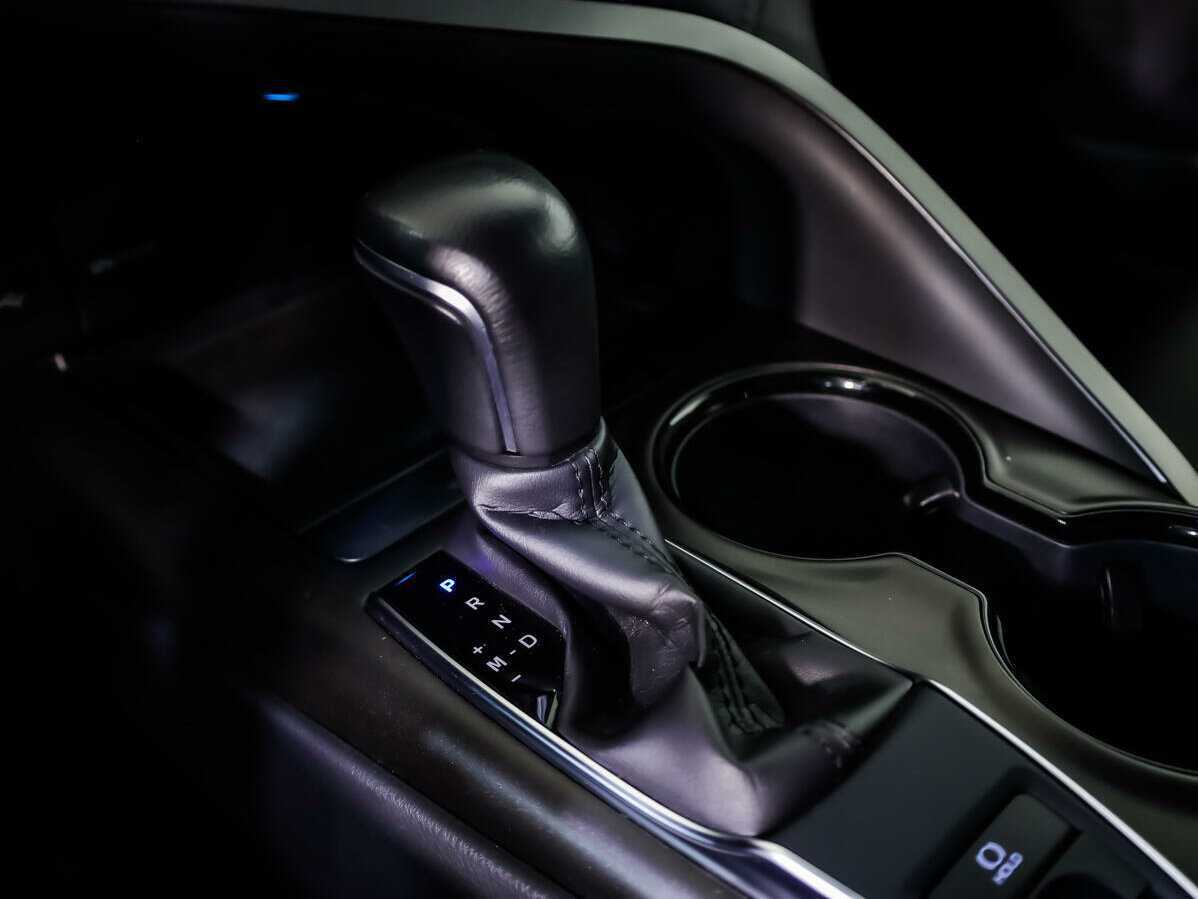 Toyota Camry с пробегом — 2022 год. Фото: #14