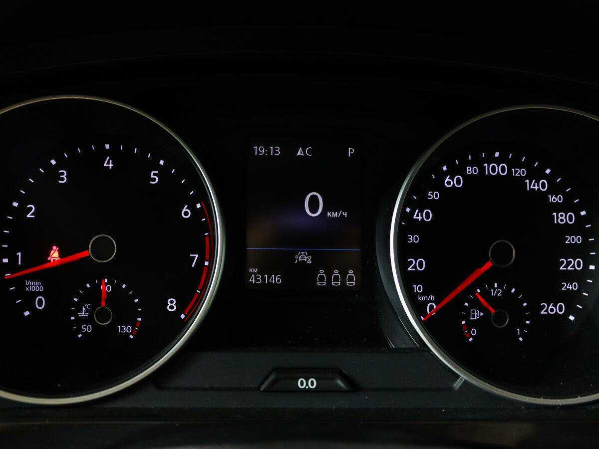 Volkswagen Tiguan с пробегом — 2021 год. Фото: #8