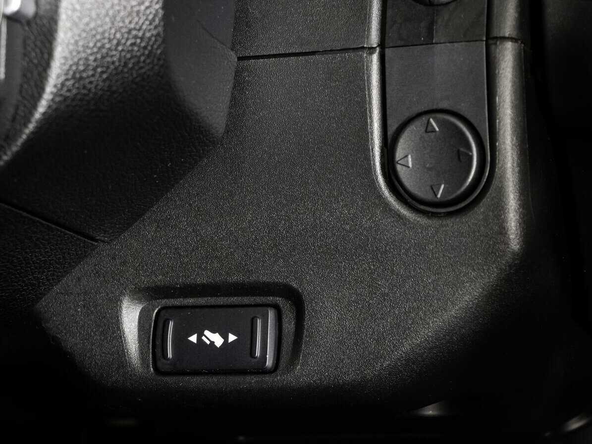 Ford Explorer с пробегом — 2016 год. Фото: #20