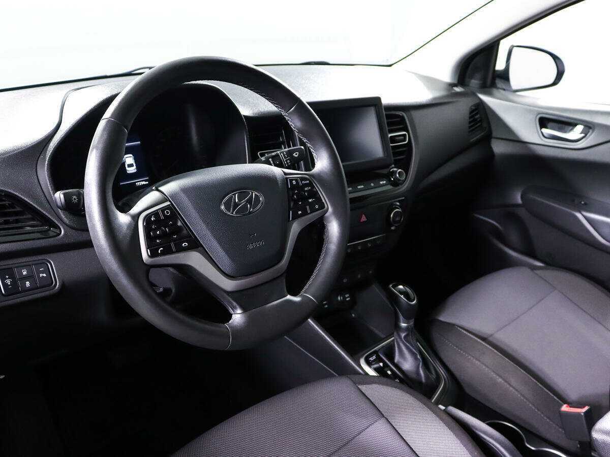 Hyundai Solaris с пробегом — 2020 год. Фото: #13