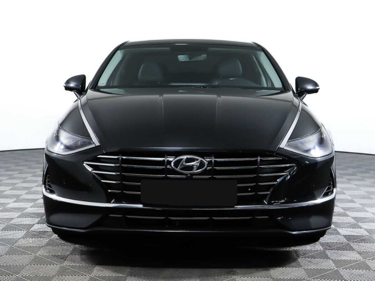 Hyundai Sonata с пробегом — 2022 год. Фото: #1