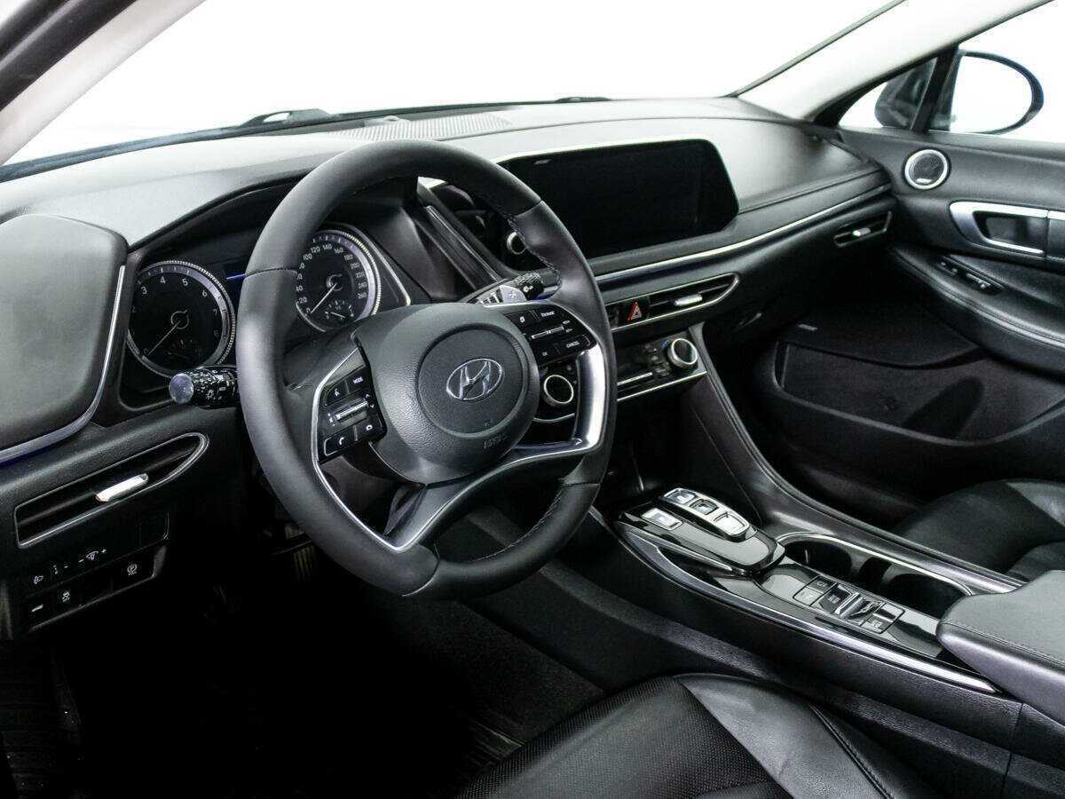 Hyundai Sonata с пробегом — 2020 год. Фото: #10