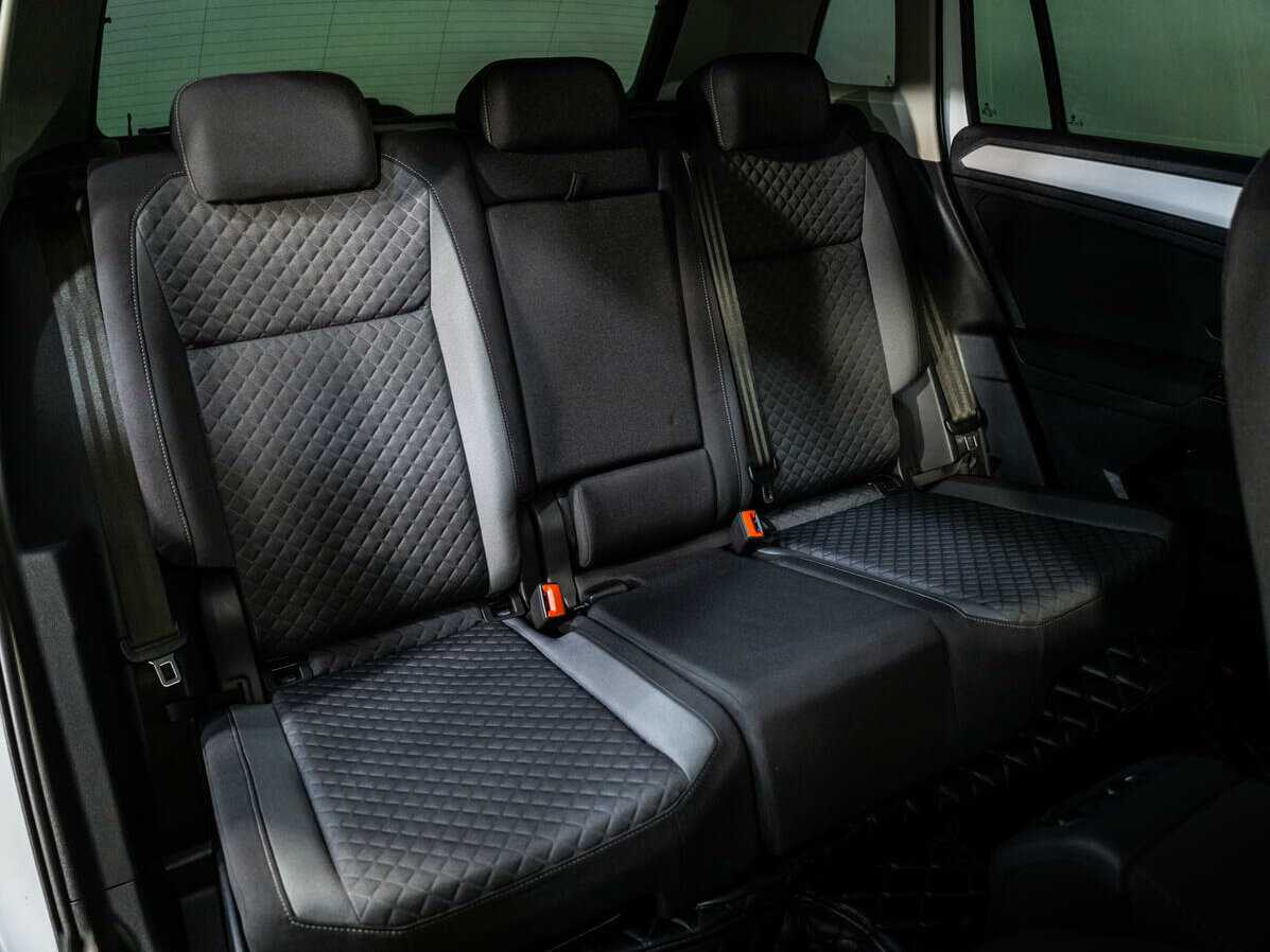 Volkswagen Tiguan с пробегом — 2018 год. Фото: #8