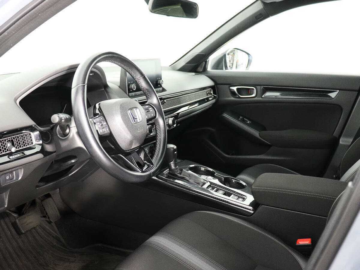 Honda Civic с пробегом — 2022 год. Фото: #9