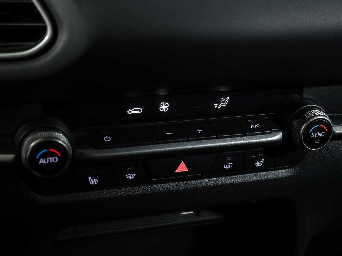 Mazda CX-30 с пробегом — 2021 год. Фото: #16