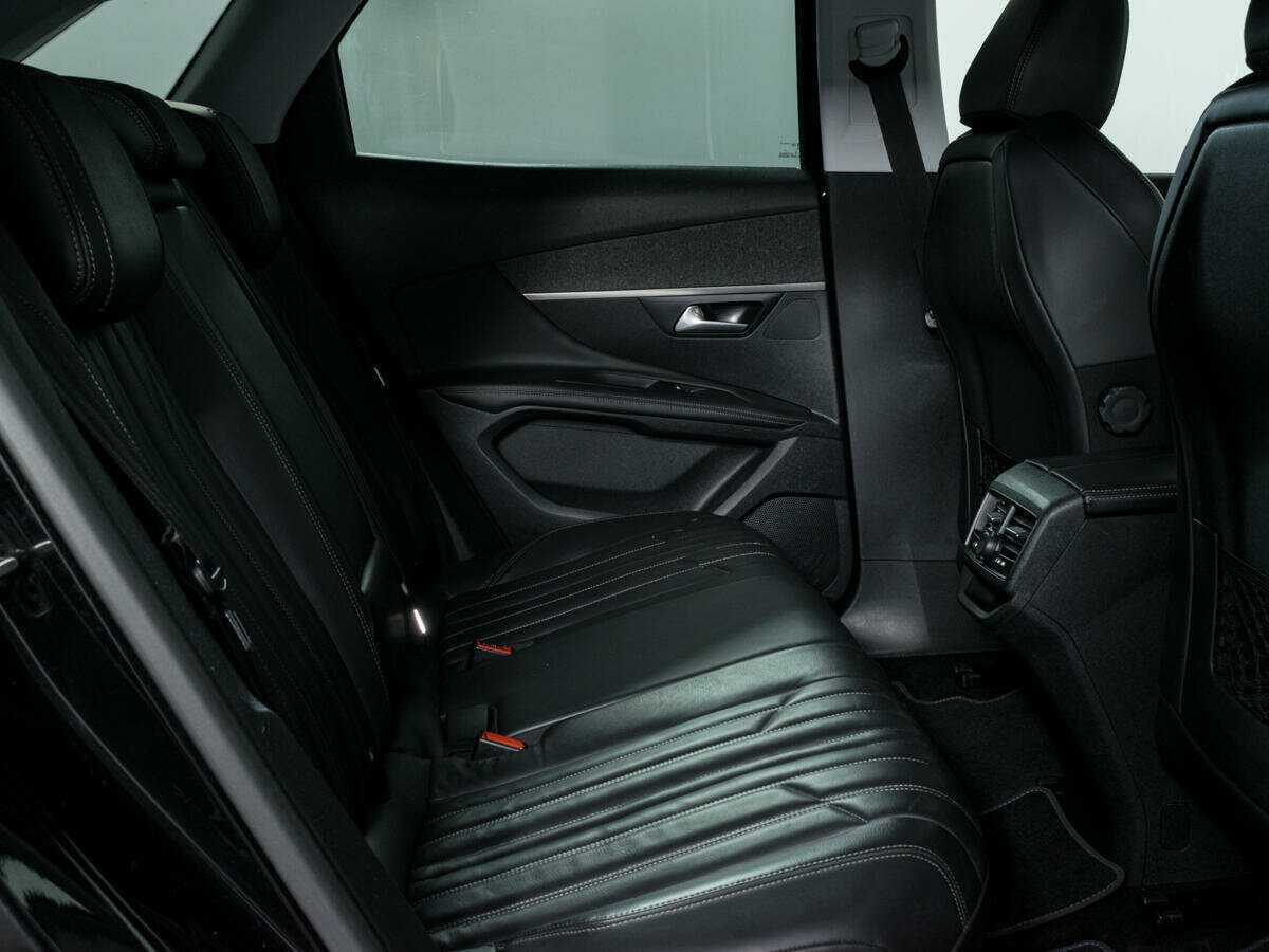 Peugeot 3008 с пробегом — 2018 год. Фото: #9