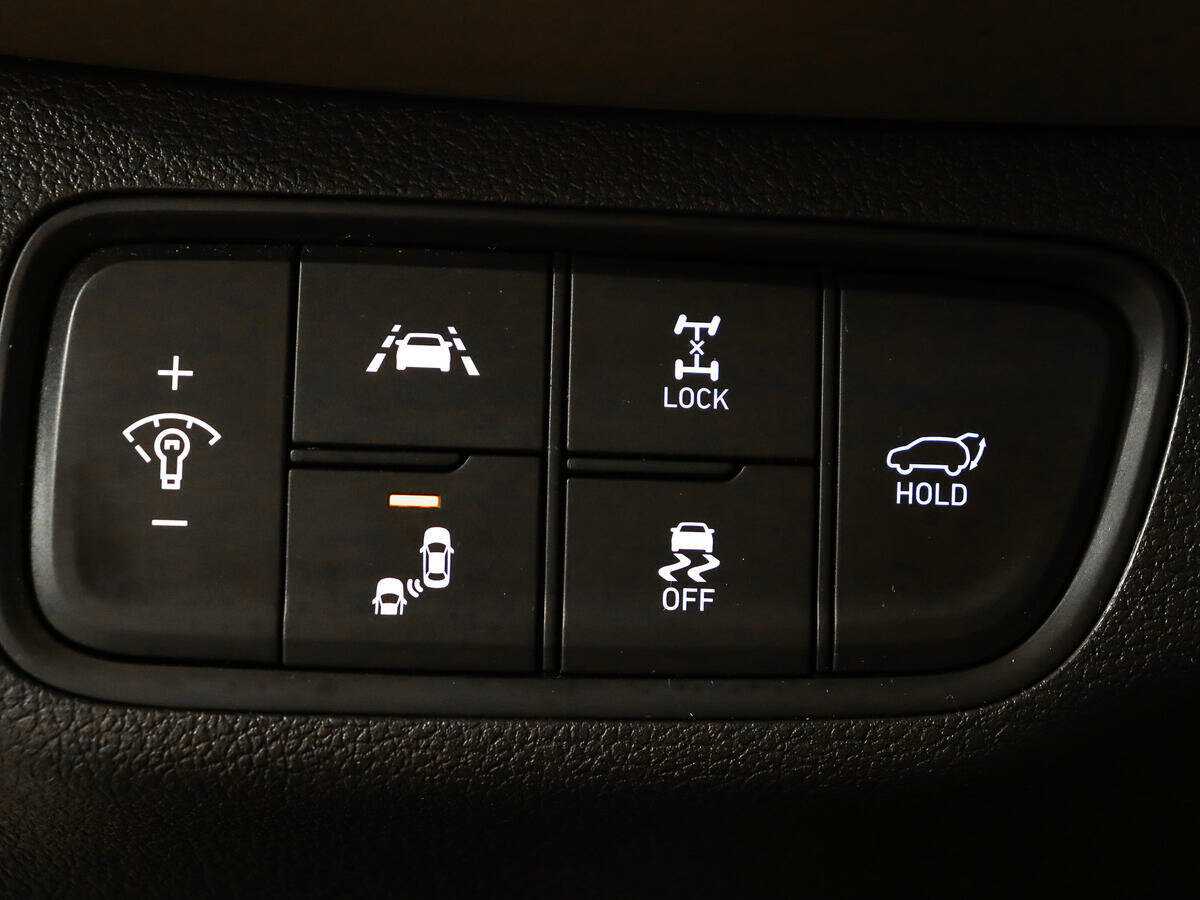 Hyundai Santa Fe с пробегом — 2020 год. Фото: #17