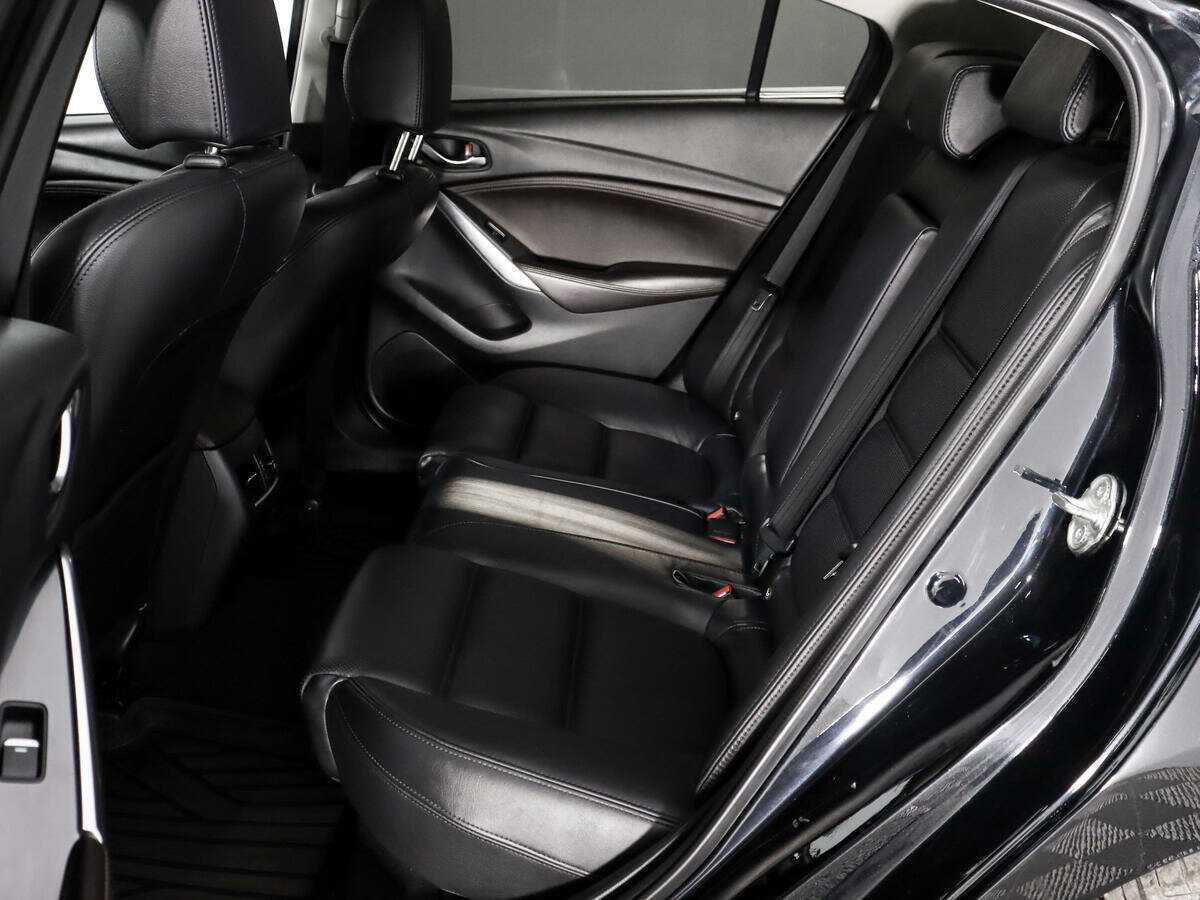 Mazda 6 с пробегом — 2018 год. Фото: #11