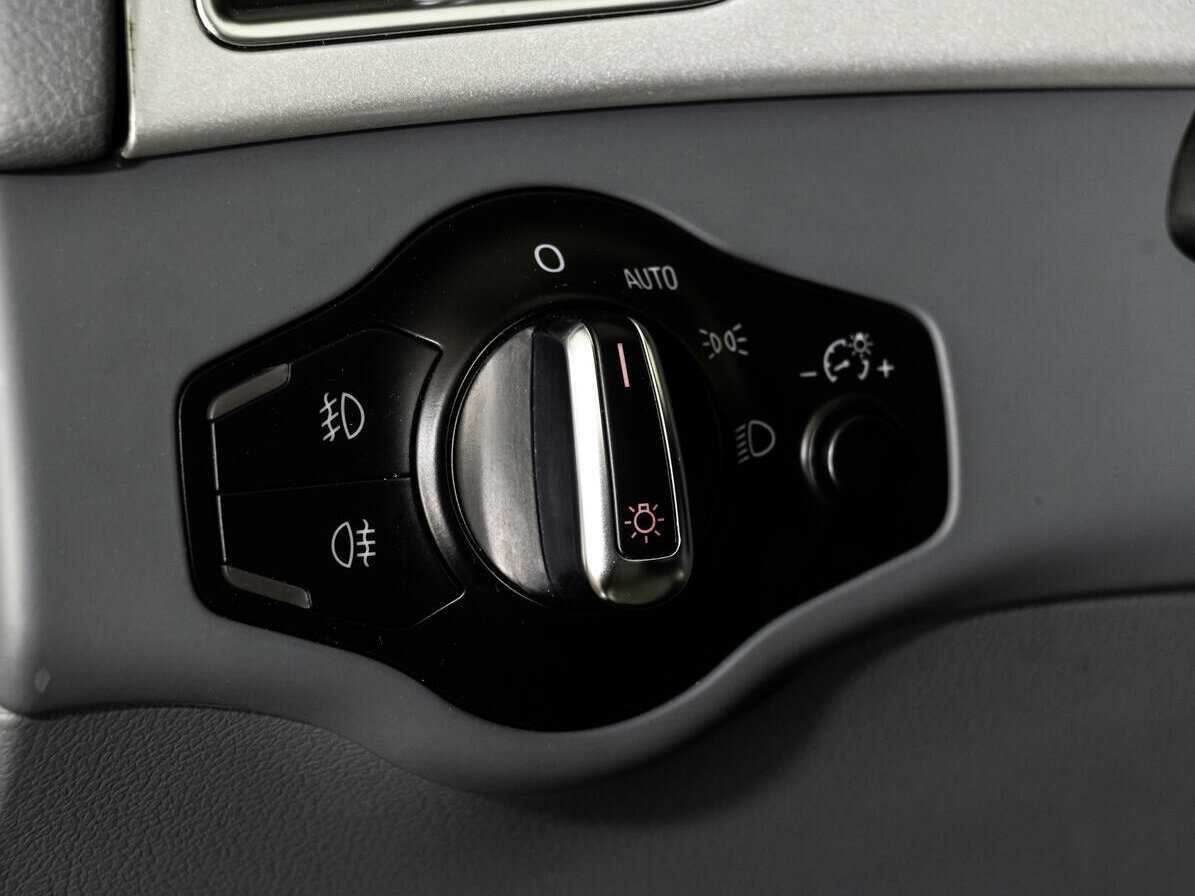 Audi A4 с пробегом — 2015 год. Фото: #18