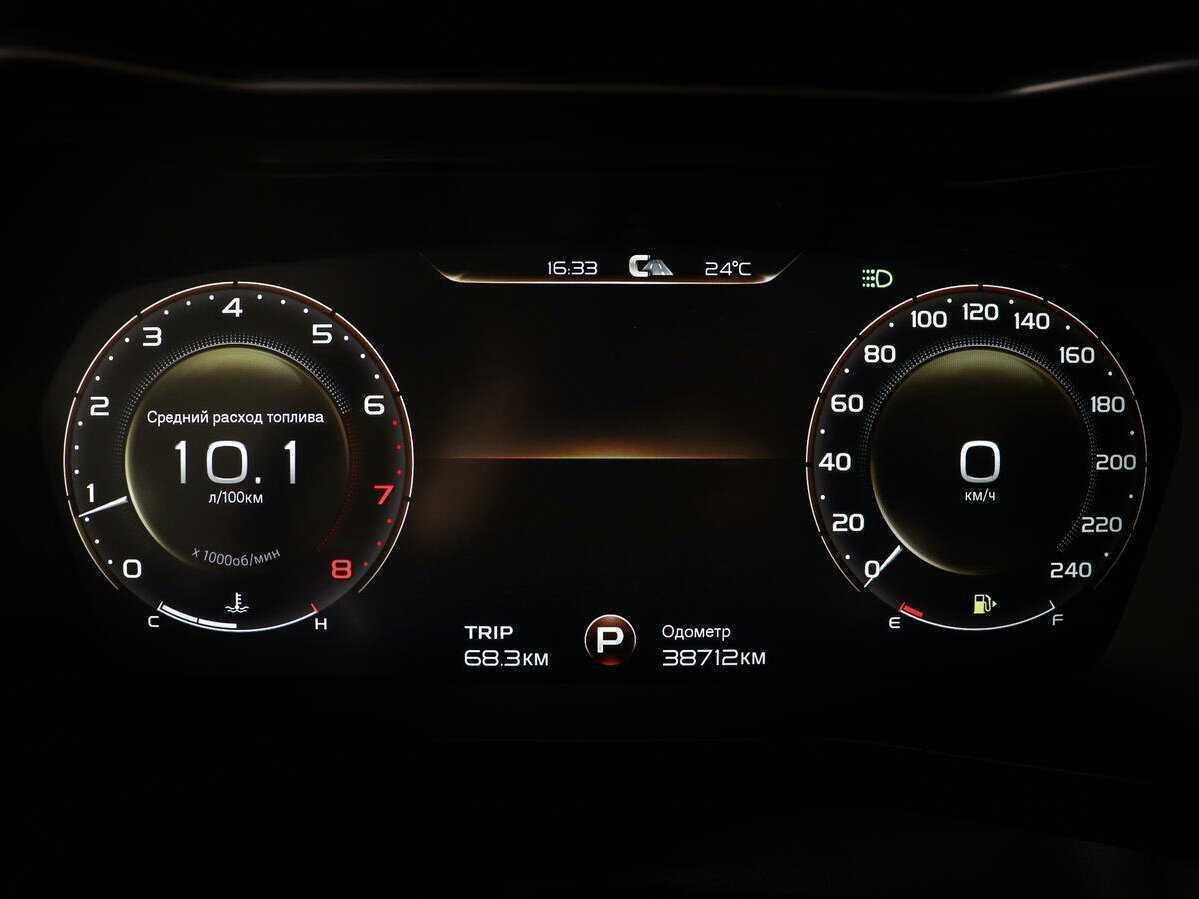 Geely Tugella с пробегом — 2022 год. Фото: #8