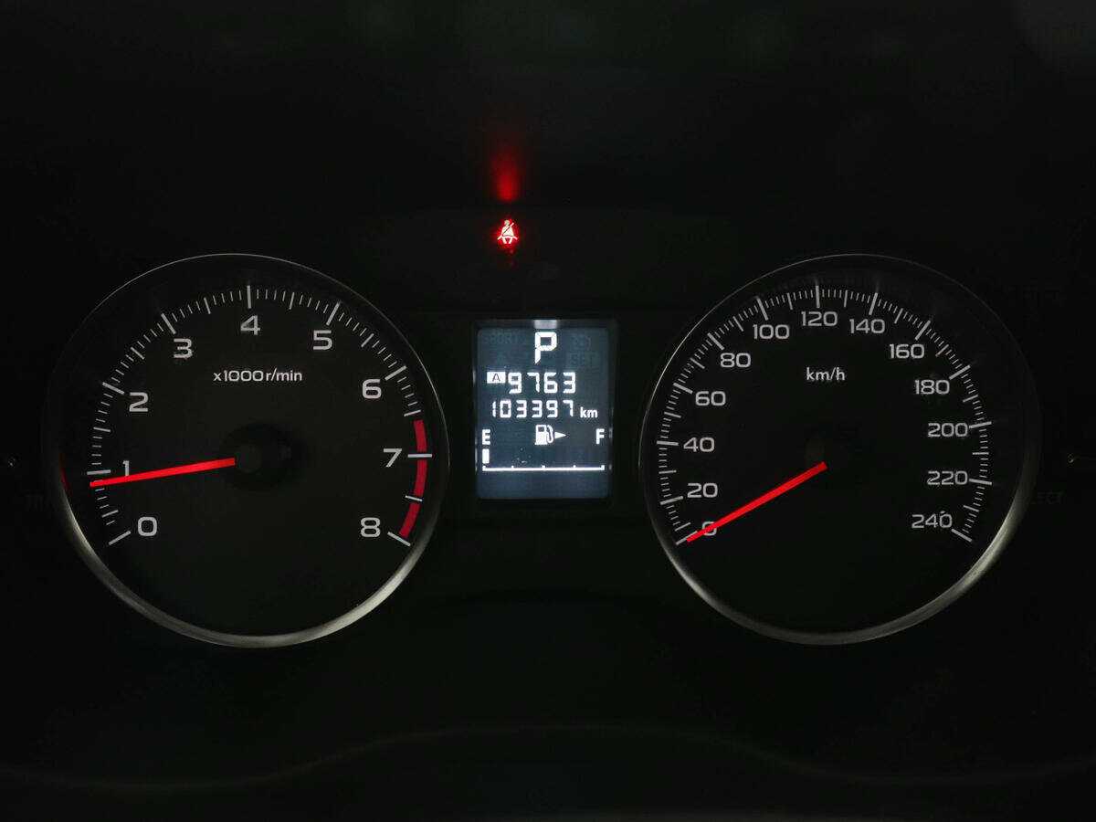 Subaru XV с пробегом — 2013 год. Фото: #10