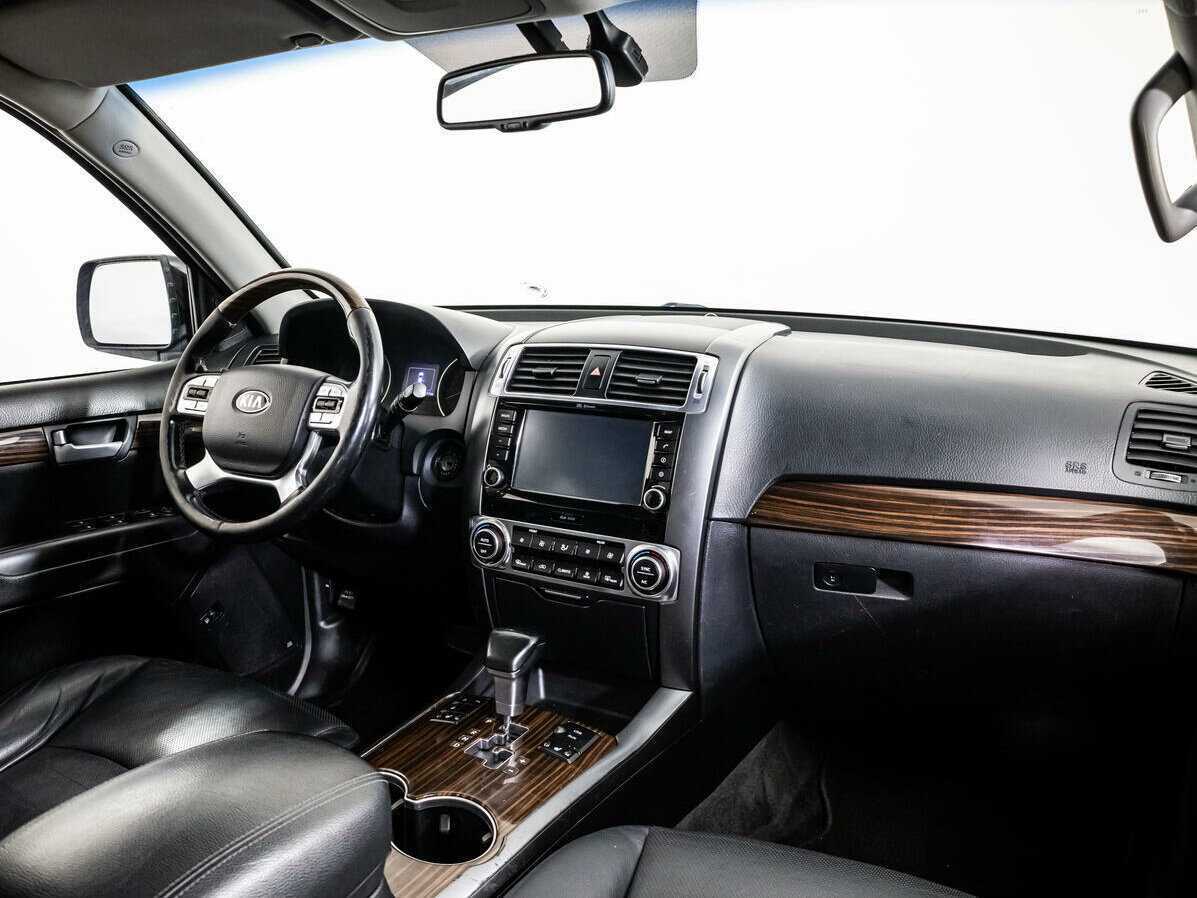 Kia Mohave с пробегом — 2017 год. Фото: #8