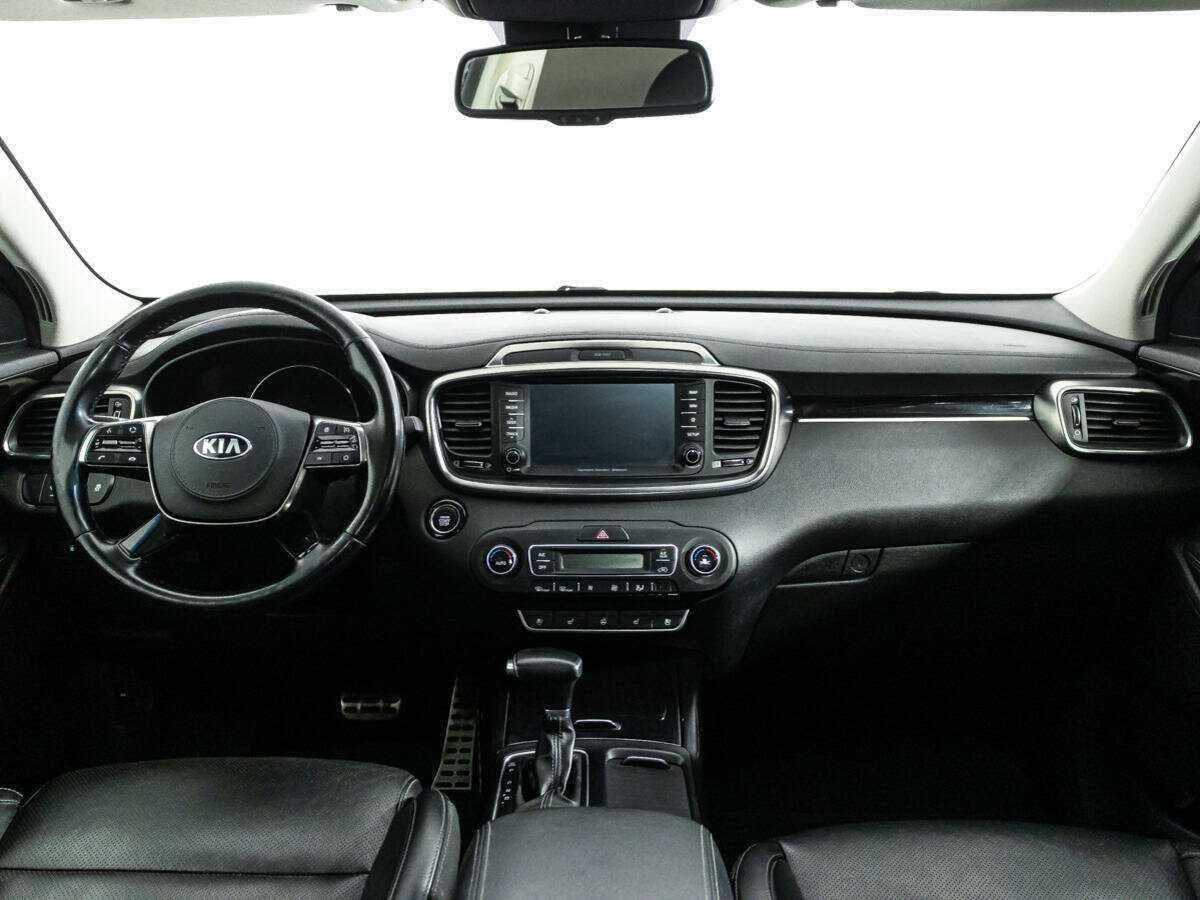 Kia Sorento с пробегом — 2018 год. Фото: #12