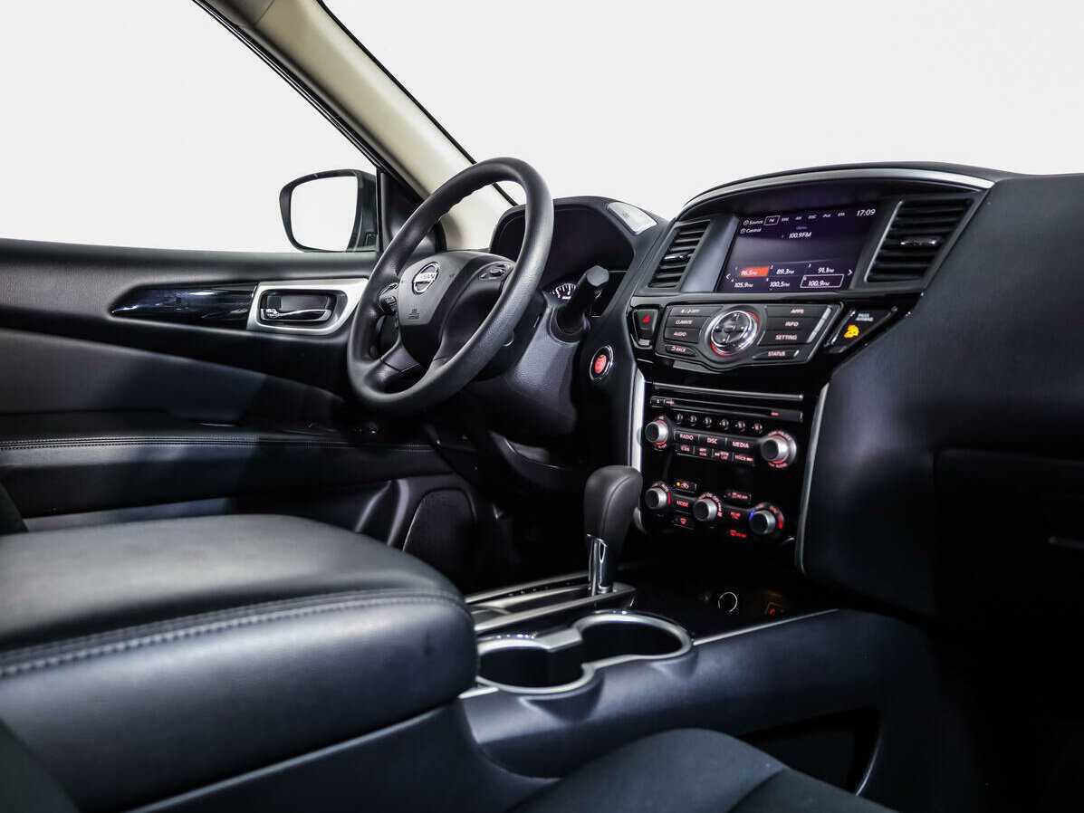 Nissan Pathfinder с пробегом — 2020 год. Фото: #7
