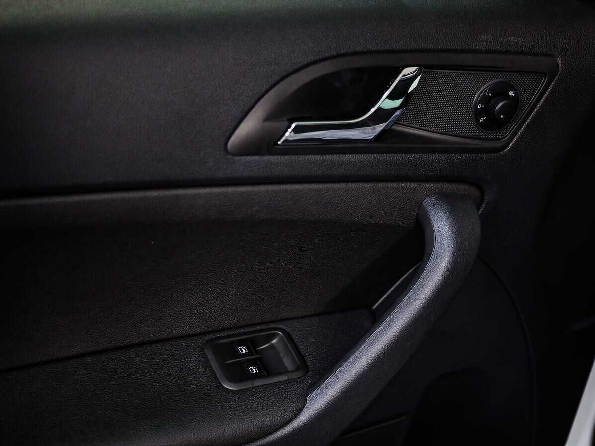 Skoda Yeti с пробегом — 2014 год. Фото: #14