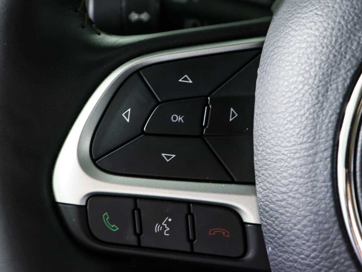 Jeep Compass с пробегом — 2019 год. Фото: #16