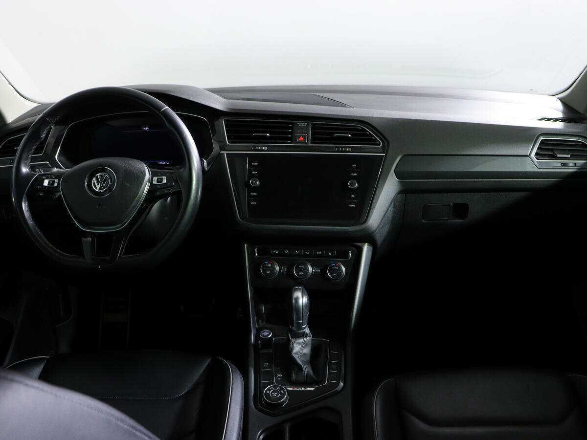 Volkswagen Tiguan с пробегом — 2018 год. Фото: #9