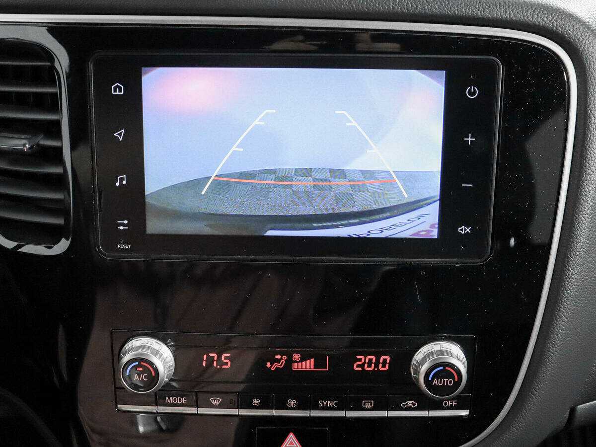 Mitsubishi Outlander с пробегом — 2020 год. Фото: #16