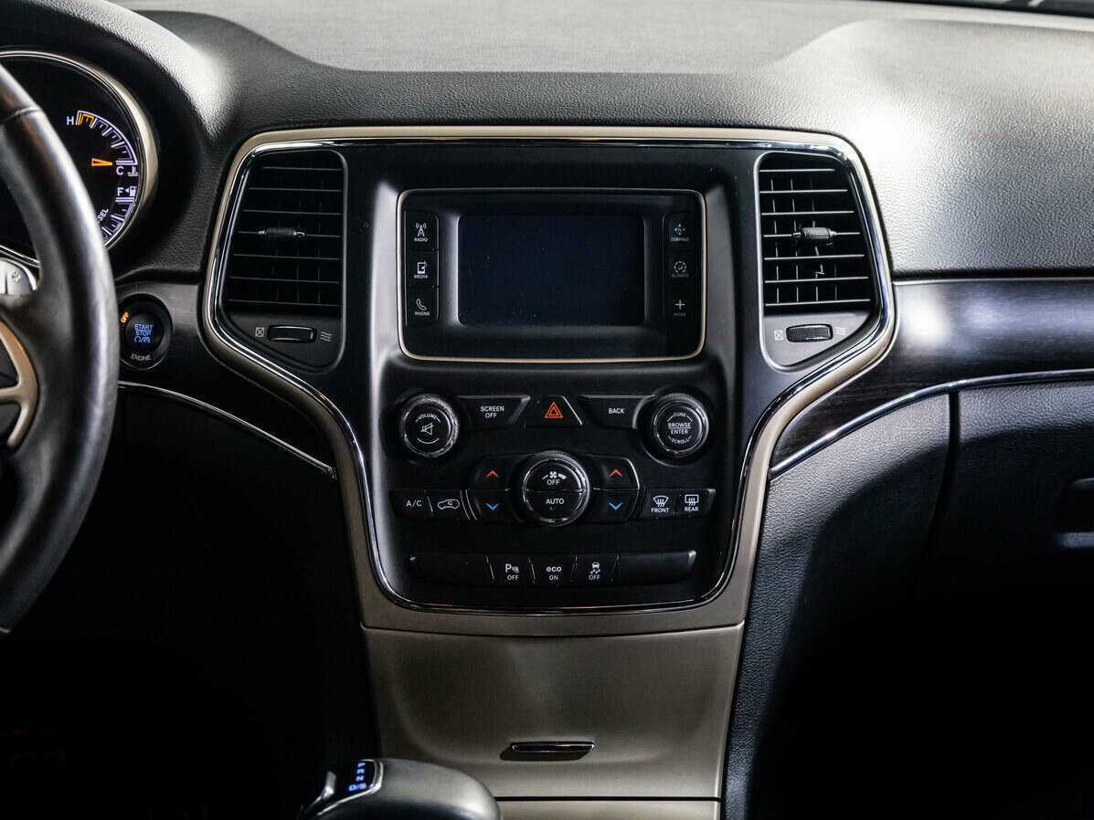 Jeep Grand Cherokee с пробегом — 2013 год. Фото: #13