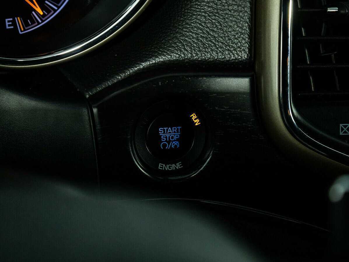 Jeep Grand Cherokee с пробегом — 2013 год. Фото: #22