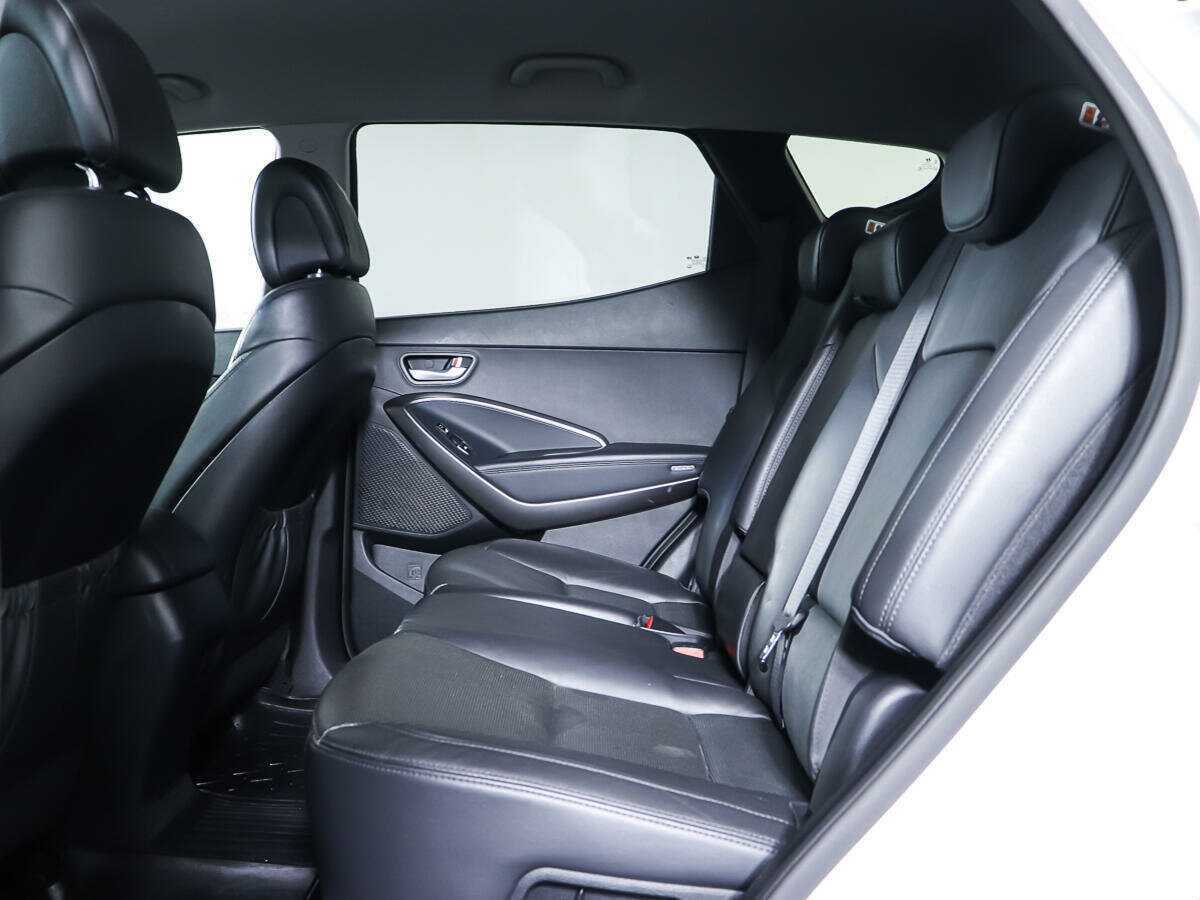Hyundai Santa Fe с пробегом — 2016 год. Фото: #7