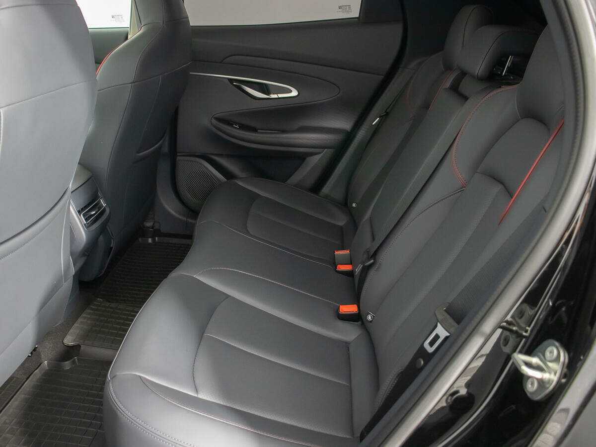 Changan UNI-T с пробегом — 2023 год. Фото: #10