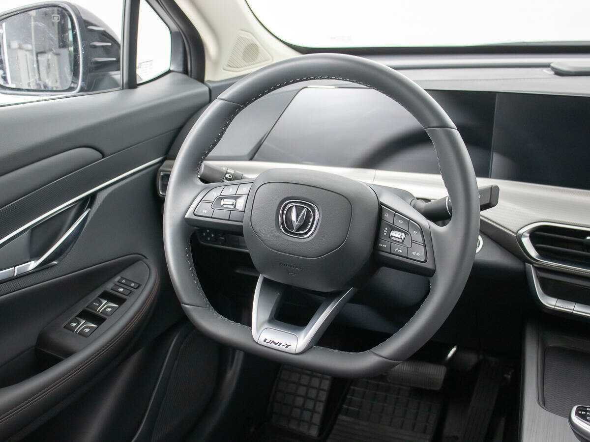 Changan UNI-T с пробегом — 2023 год. Фото: #14