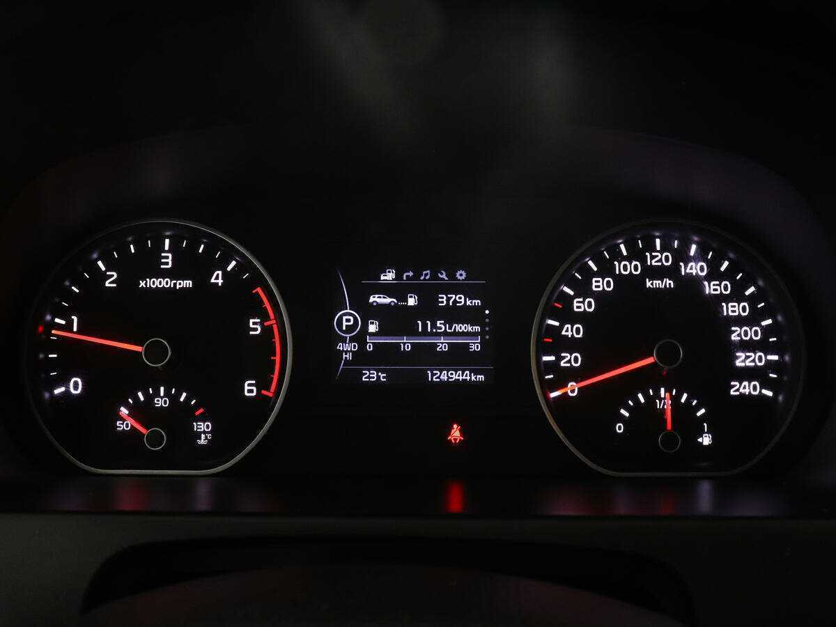 Kia Mohave с пробегом — 2017 год. Фото: #10