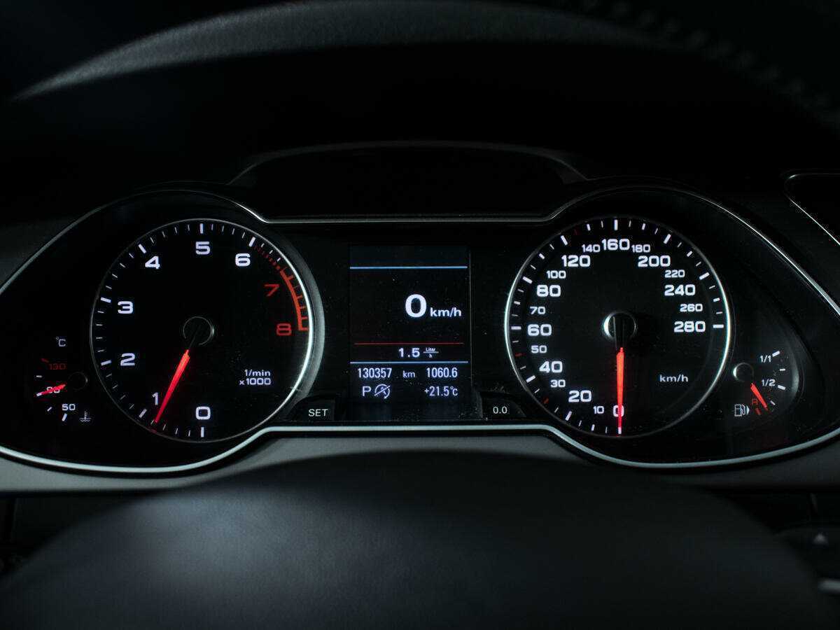 Audi A4 с пробегом — 2013 год. Фото: #10