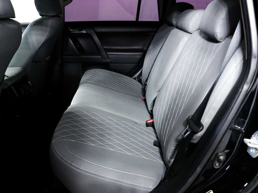 Toyota Land Cruiser Prado с пробегом — 2013 год. Фото: #11