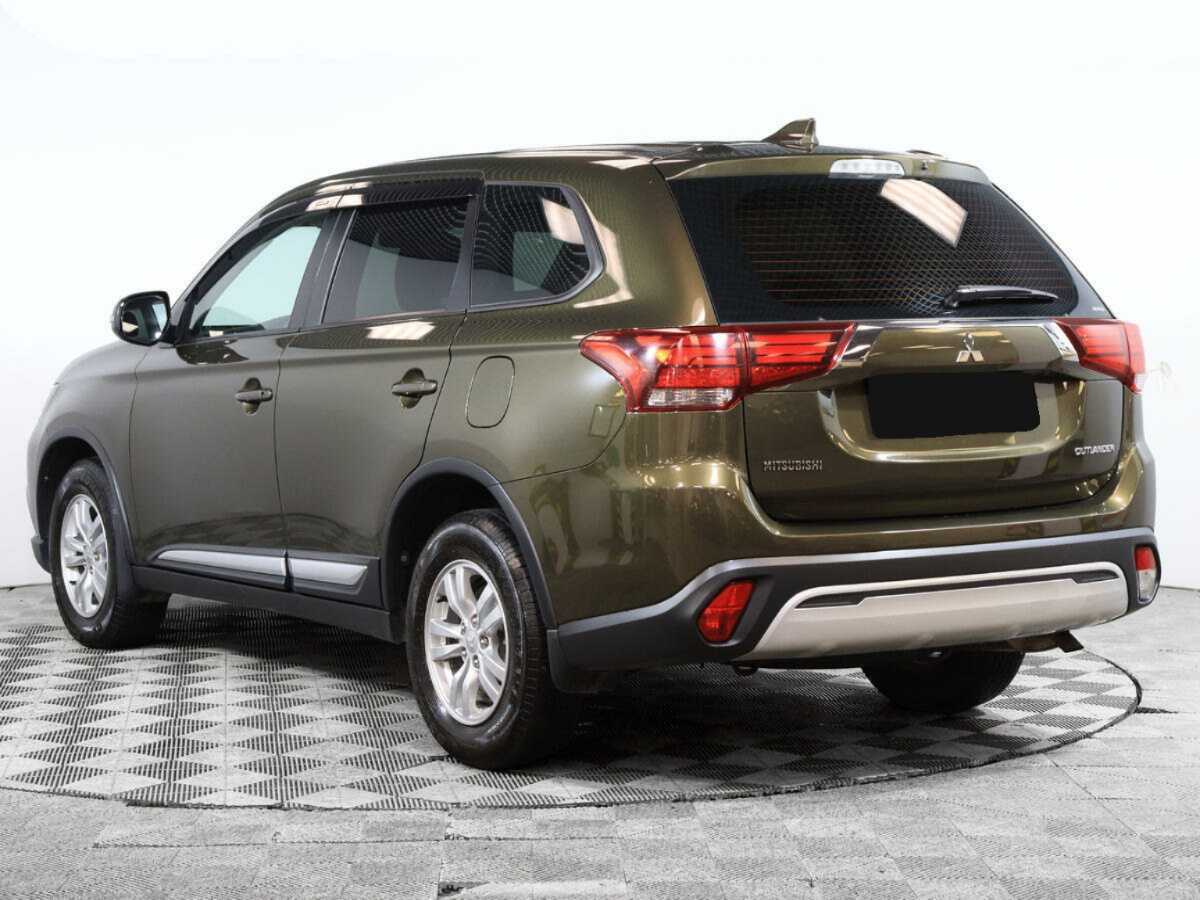 Mitsubishi Outlander с пробегом — 2019 год. Фото: #5