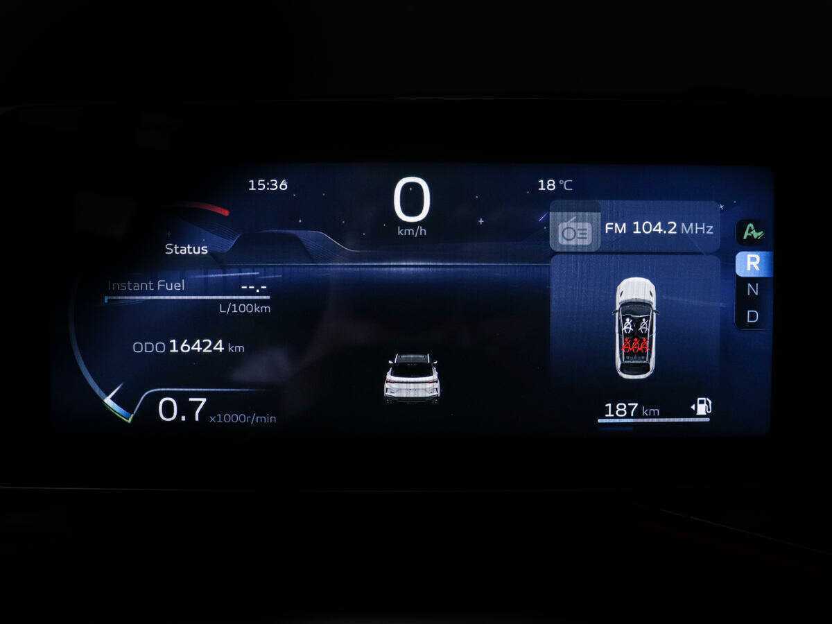 Geely Coolray с пробегом — 2023 год. Фото: #10