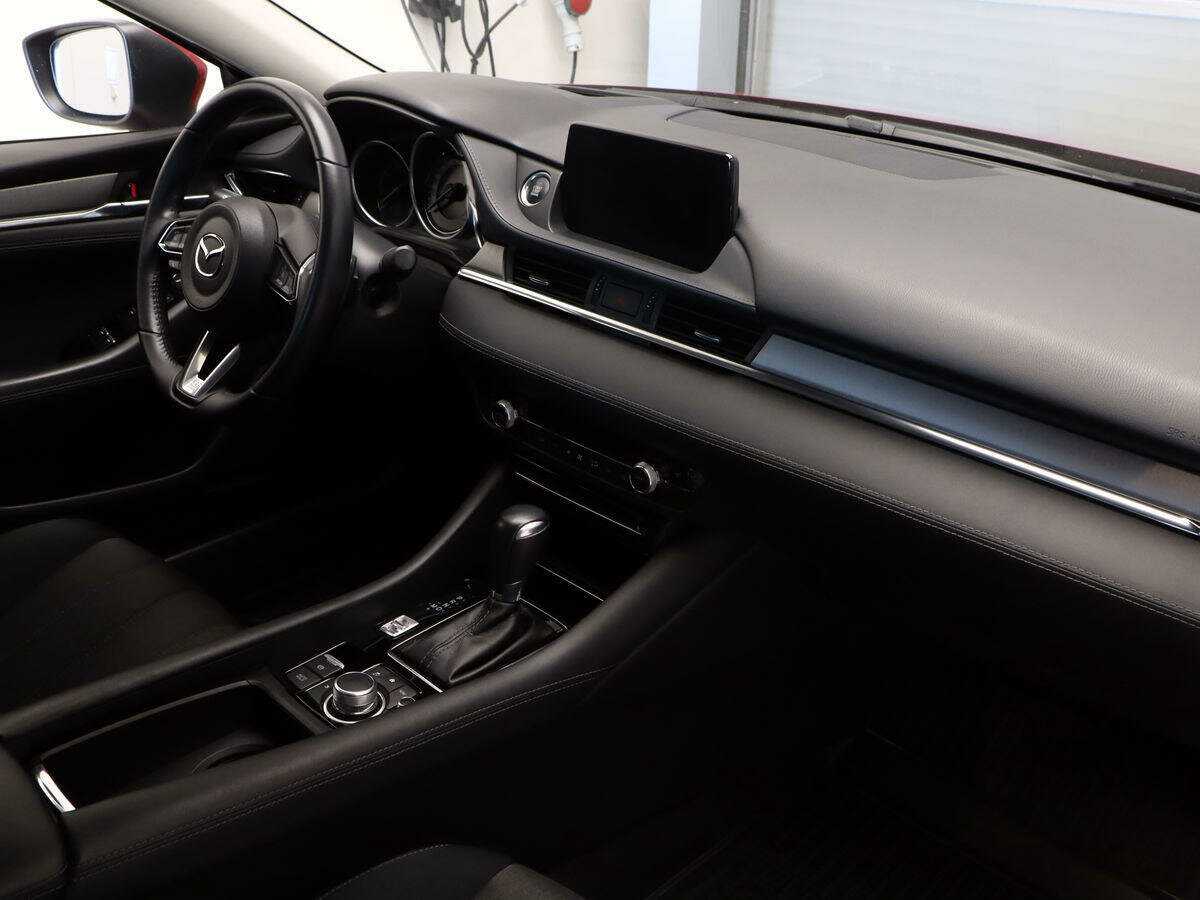 Mazda 6 с пробегом — 2018 год. Фото: #6