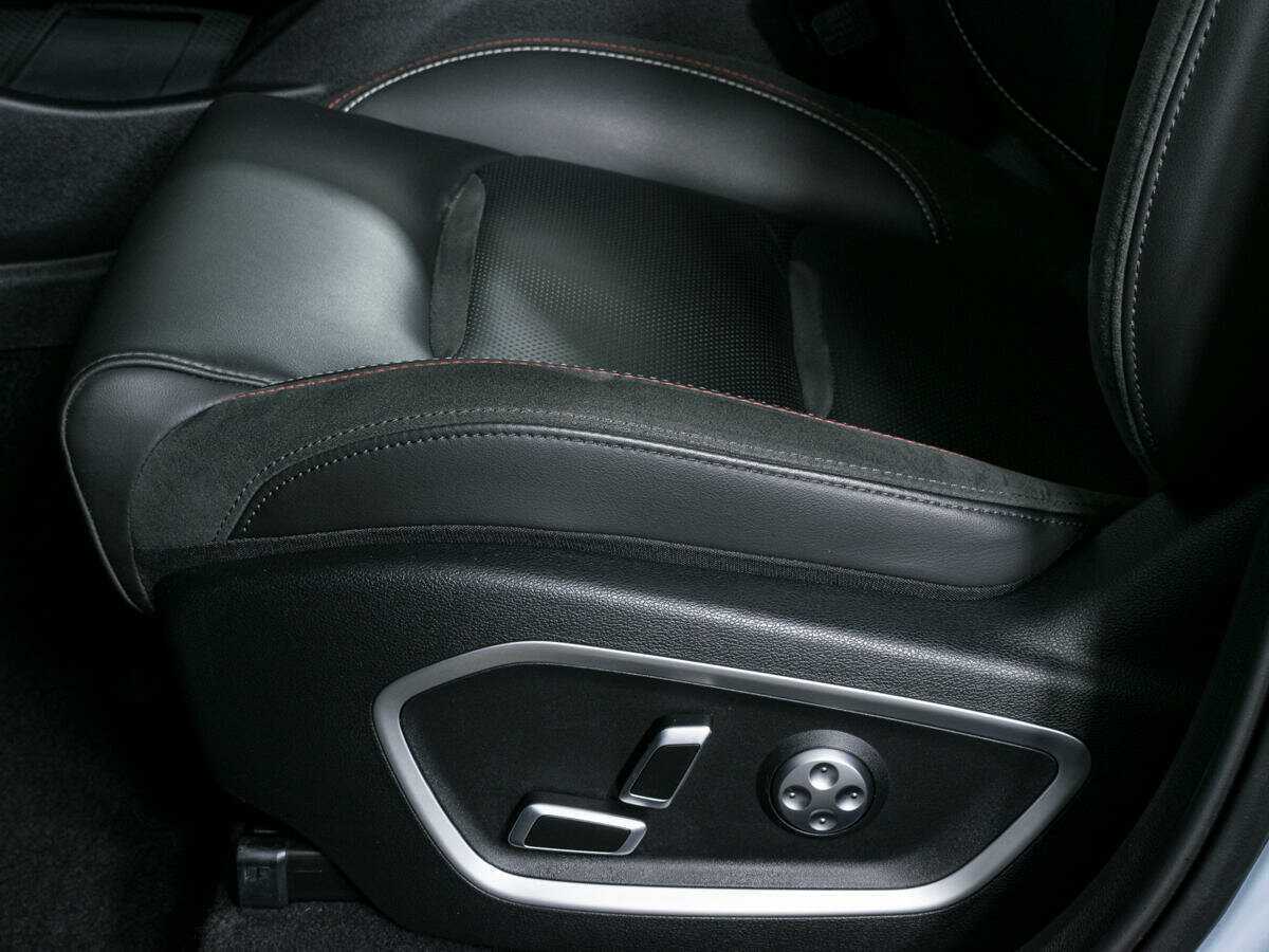 Geely Tugella с пробегом — 2022 год. Фото: #17