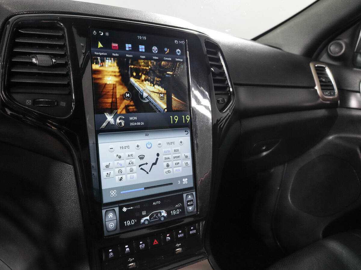 Jeep Grand Cherokee с пробегом — 2013 год. Фото: #13