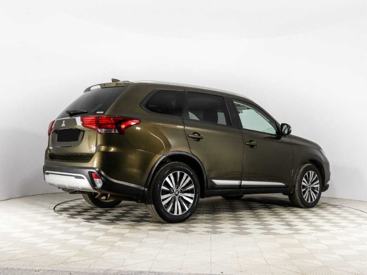 Mitsubishi Outlander с пробегом — 2020 год. Фото: #4