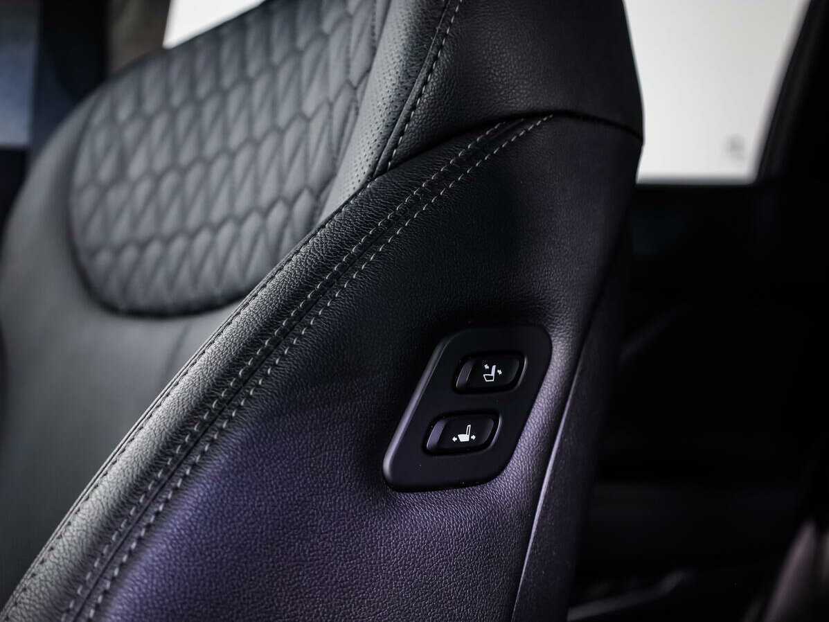 Hyundai Santa Fe с пробегом — 2019 год. Фото: #12